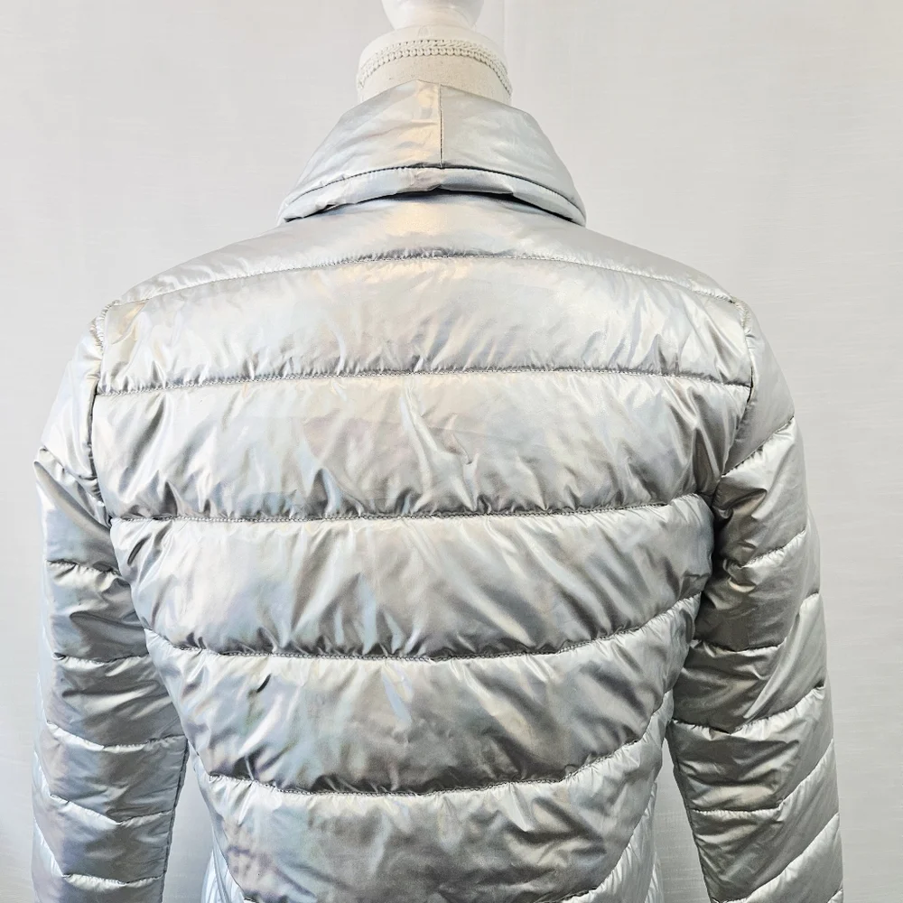 J. McLaughlin Holographic Silver Autumn Puffer Jacket size Small - Picture 8 of 12